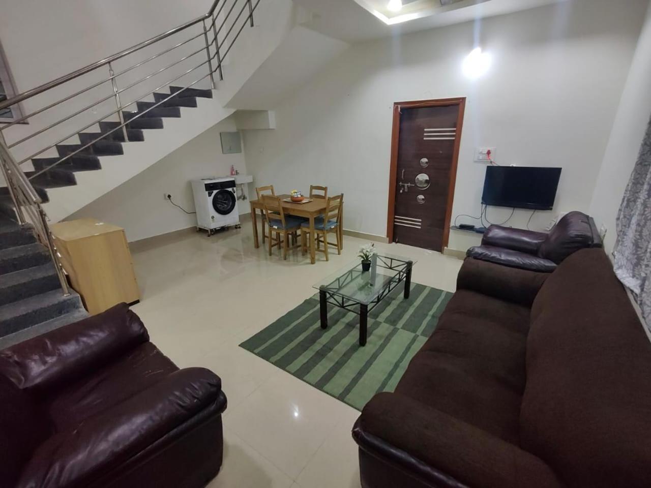 Вілла Leo'S Den 9 Guests Ac 3Bhk 9 Mins To Rgia Шемшабад Екстер'єр фото