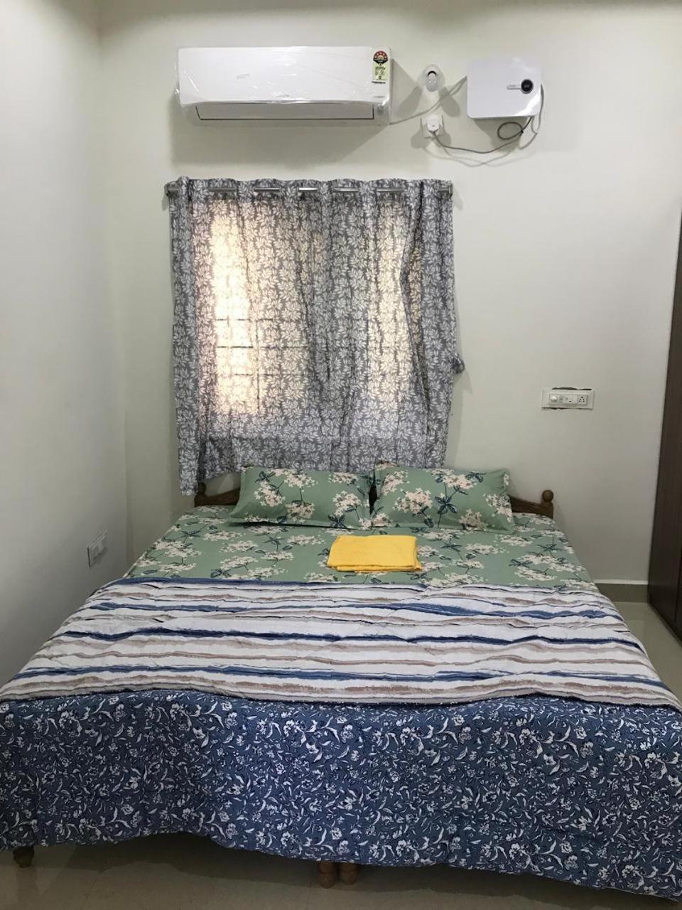 Вілла Leo'S Den 9 Guests Ac 3Bhk 9 Mins To Rgia Шемшабад Екстер'єр фото